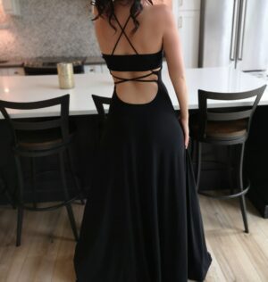 Black maxi v-neck backless dress.
