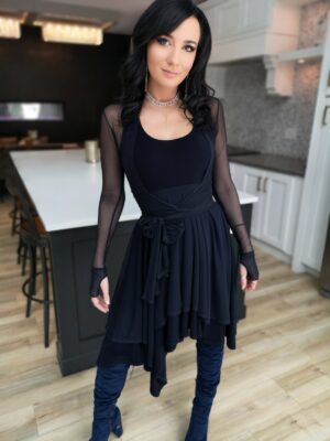 Short navy blue dress.
