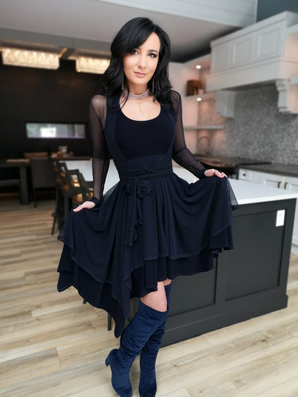 Short navy blue dress.