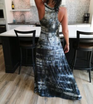 Maxi greenish/gray tie-dye dress.