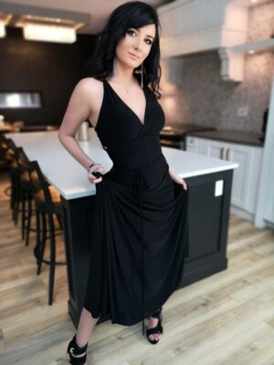 Black maxi v-neck backless dress.