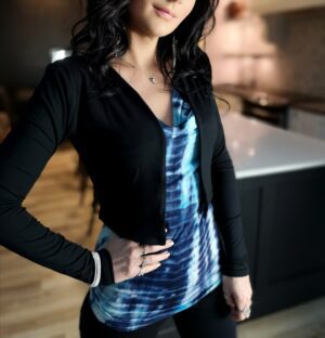 Black long-sleeve bamboo crop blazer.