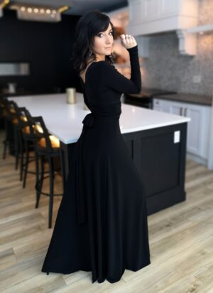 V-neck long black maxi dress.