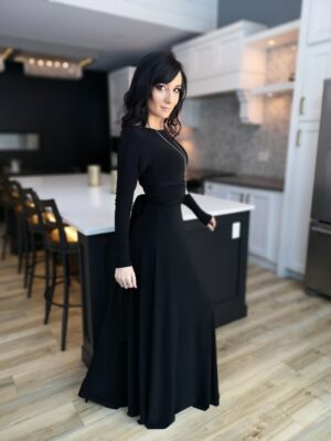 V-neck long black maxi dress.