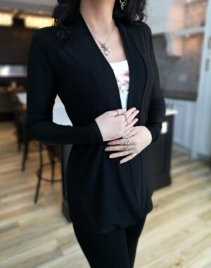 Fitted long-sleeve black cardigan, bamboo blend.