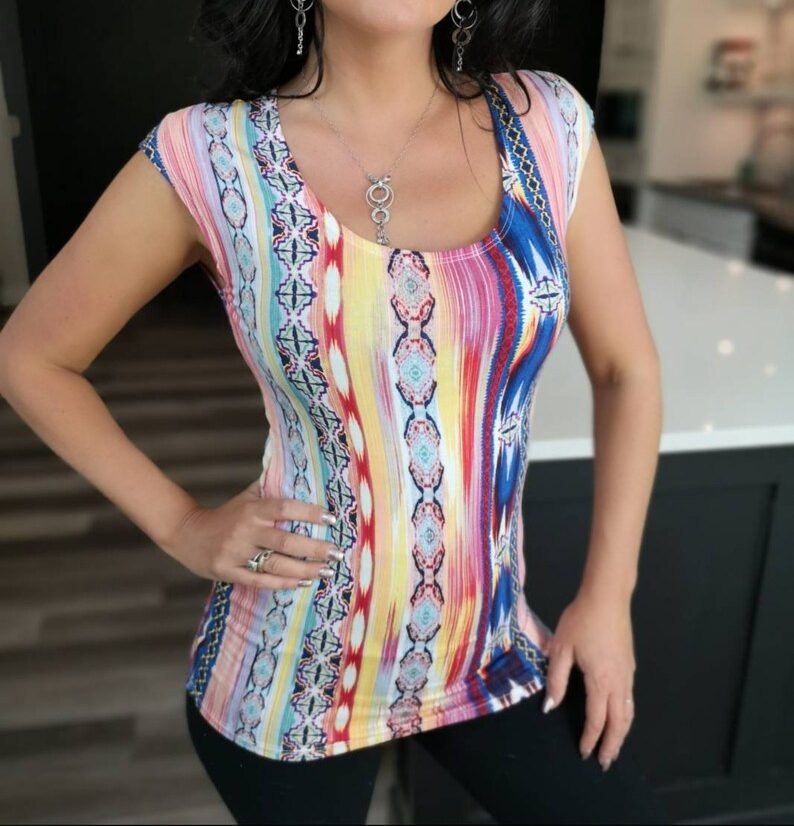 Mexican-style multicolour fitted cap sleeve top.