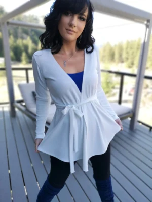 Ivory fitted but flowy cardigan.