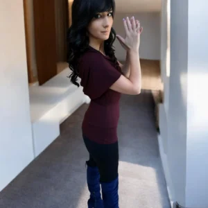 Merlot hooded sleeveless fitted tunic tops.