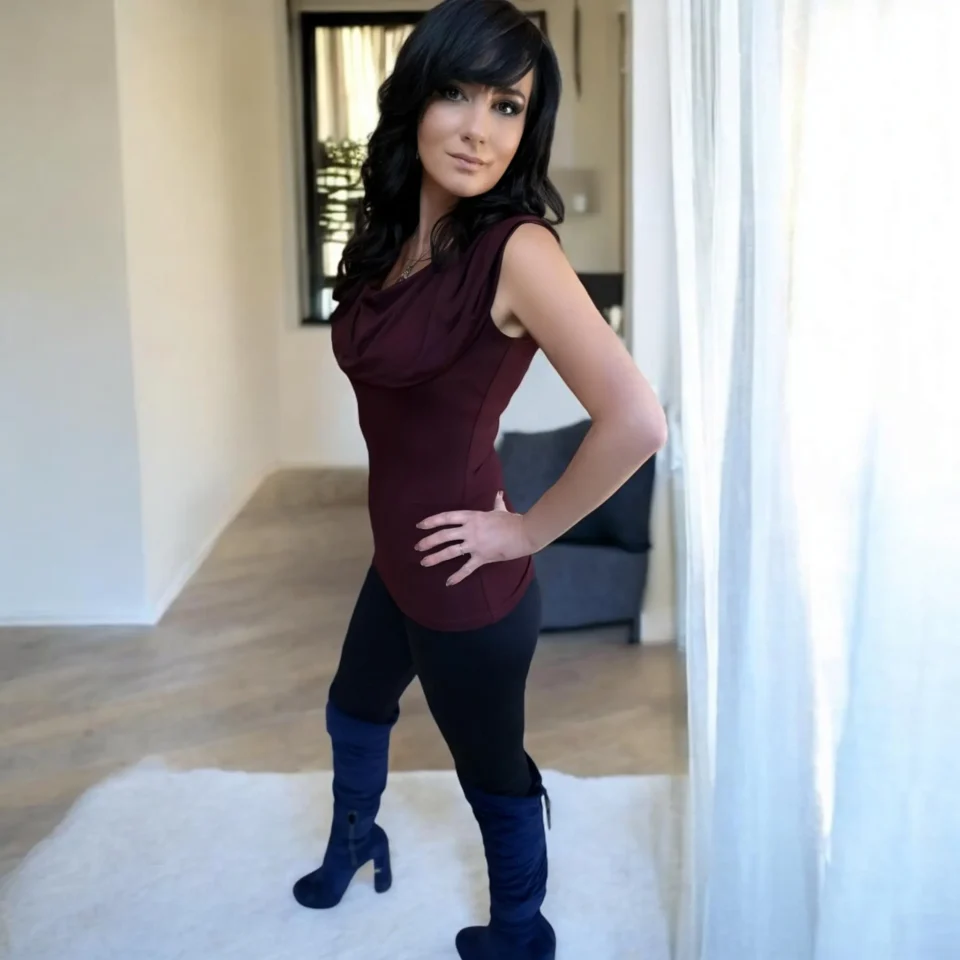 Merlot hooded sleeveless fitted tunic tops.