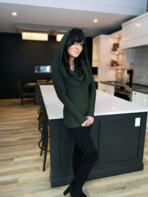 Hooded long sleeve lizard green tunic top.