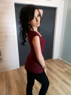 Burgundy red fitted cap sleeve scoop neck top.