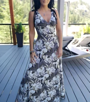 black and white tropical dress Ava Presley Drop Waist Floral Print Prom Dress 40027 main image 0